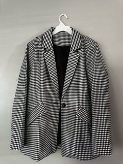 Black and White Houndstooth Blazer