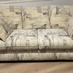 🌟FREE VINTAGE STYLE QUEEN SLEEPER SOFA🌟