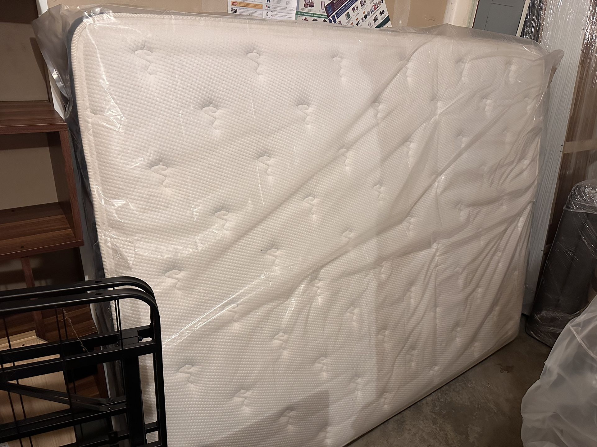 Queen Brooklyn Bedding Mattress