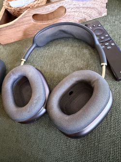 Apple AirPods Max