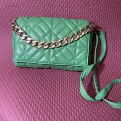 green purse