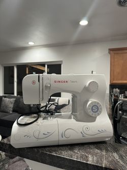 Singer Talent 23-Stitch Sewing Machine 