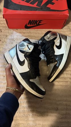 nike jordan 1 silver toe