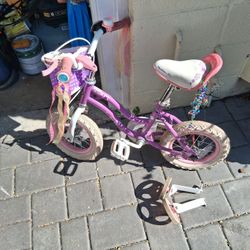 Girls Bike For 3-6 Year Olds Minimal Use,  Training Wheels Included