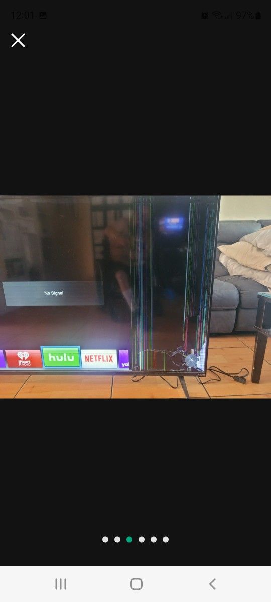 TV flat screen vizio 70 Inch Smart Tv Damaged Obo for Sale in Spring Valley, CA OfferUp