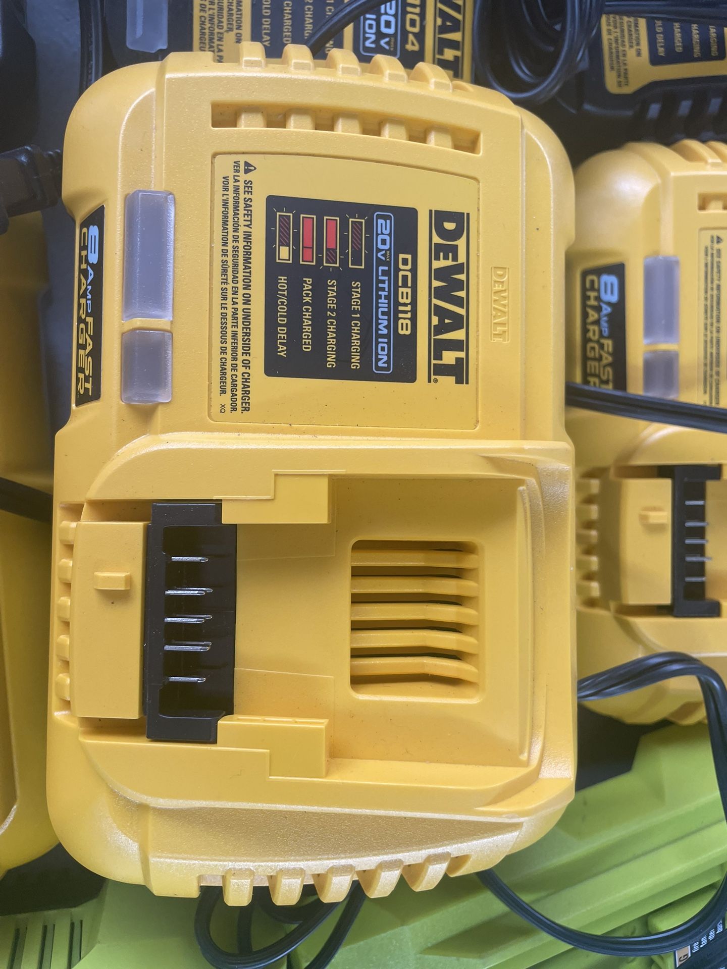 DeWalt Fast Charger