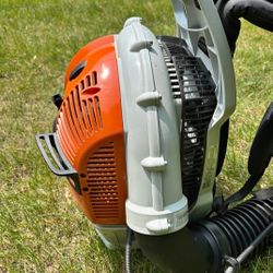 STIHL BR 600 Gas Leaf Blower Backpack