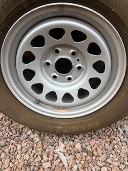 2025 Chevrolet Silverado 1500General Tire on Silver Steel Wheel