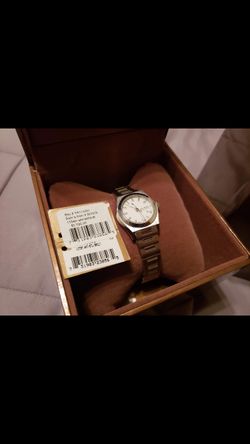 Women’s Gucci watch