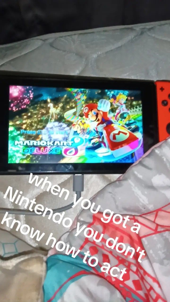 Nintendo / It Has YouTube/ Mario Kart/ Fotnite