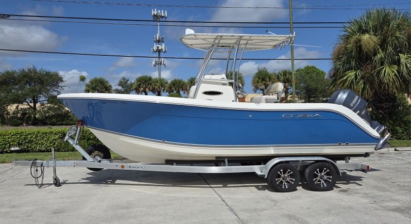 2014 Cobia 217 CC