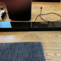 Bose SoundTouch 300 Soundbar + Acoustimass 300 Subwoofer + Wall Mount