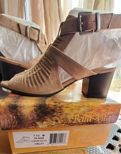 Women's Shoes