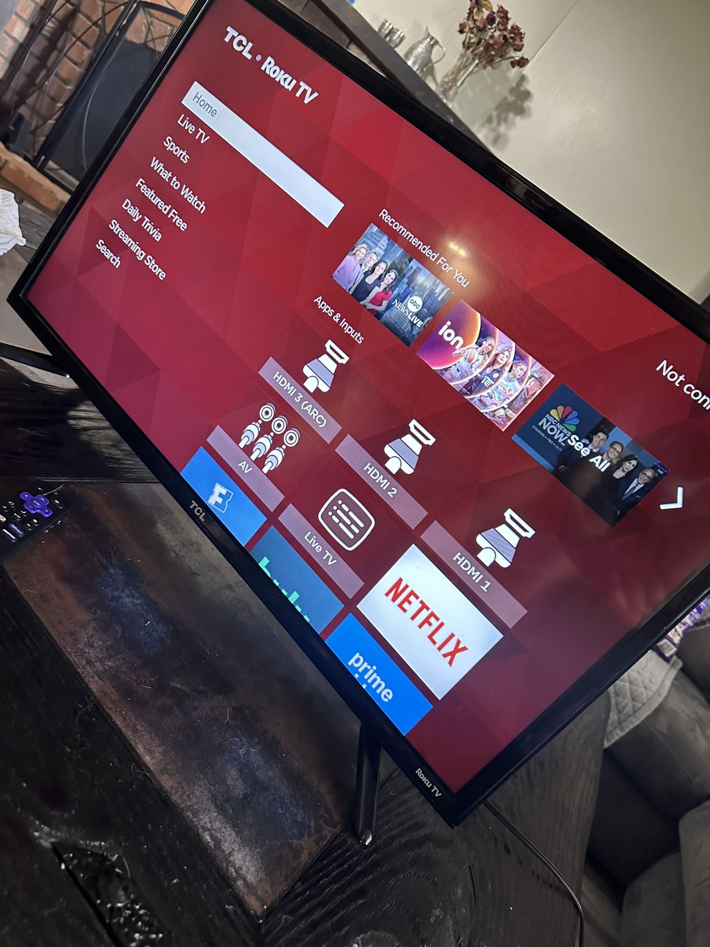 32” Roku Tv