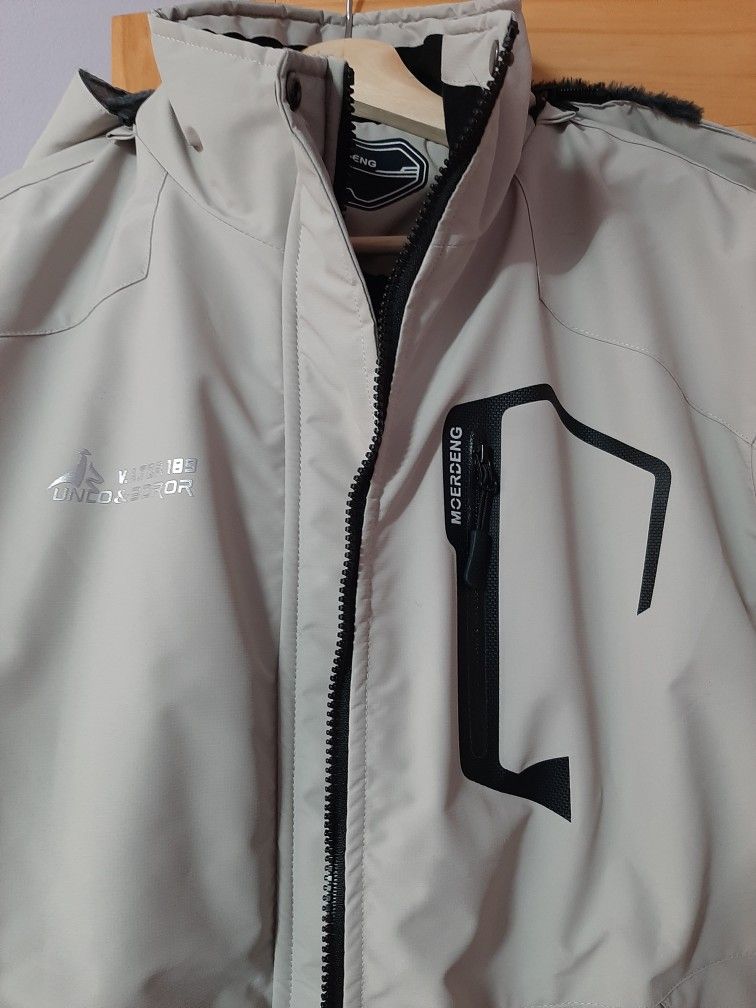 MOERDENG Brand Men's Waterproof Ski Jacket Warm Winter Snow Coat - Main Image