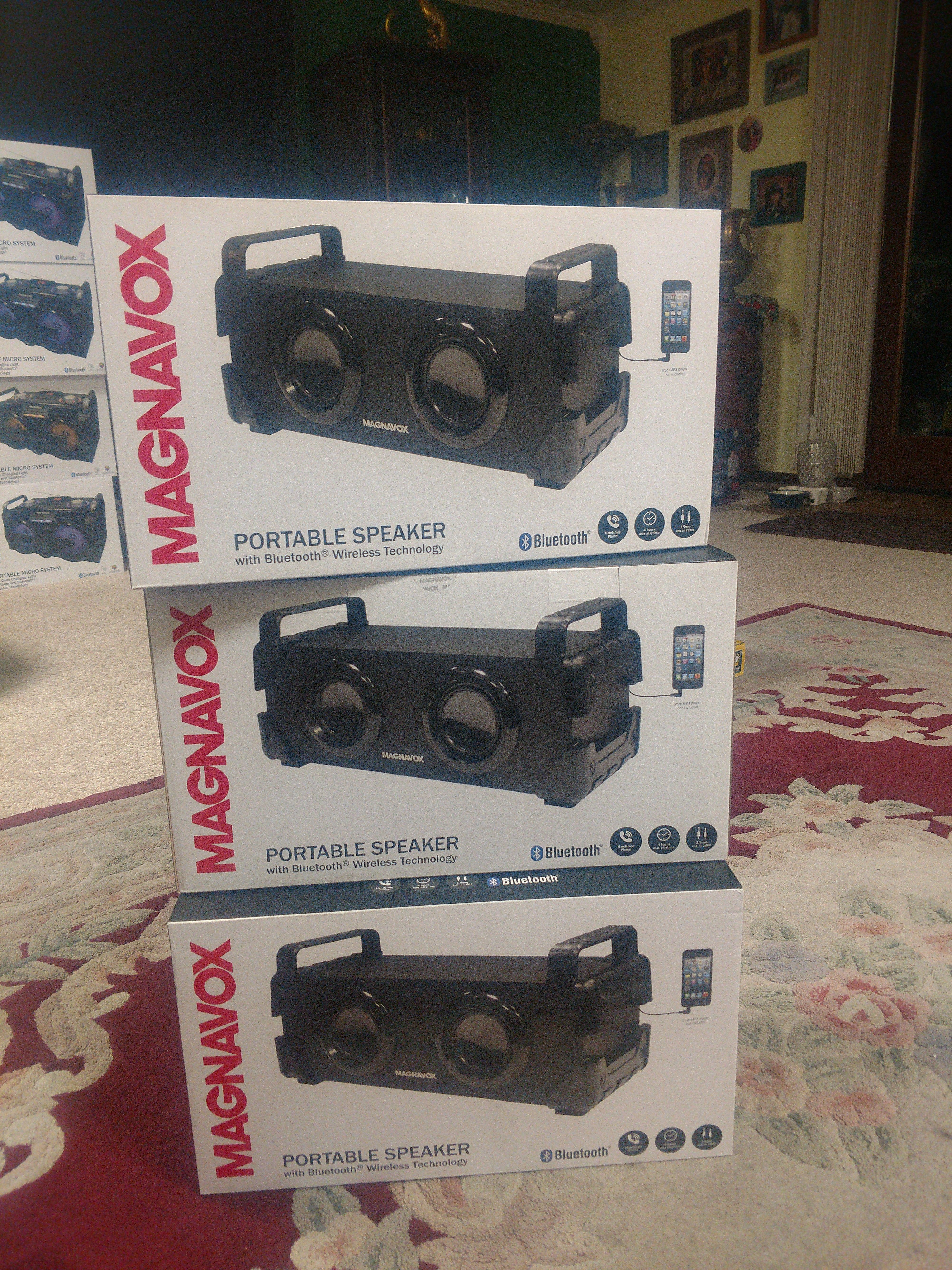Magnavox portable speaker system with Bluetooth wireless technology brand new