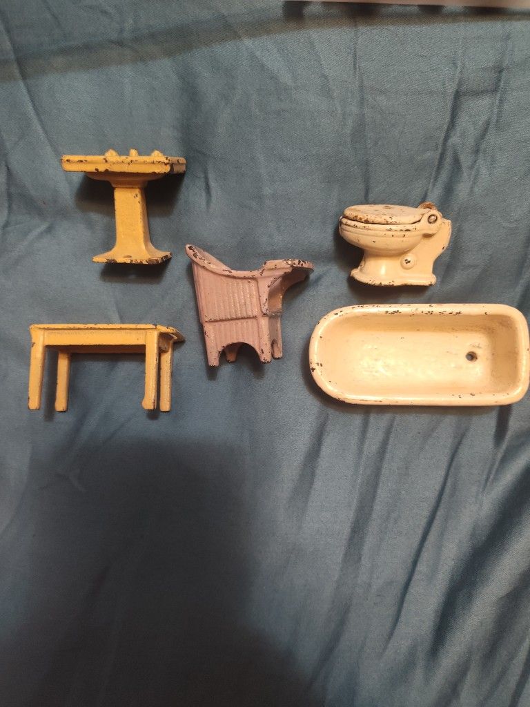 Kilgore Bathroom 5 PC Set Cast Iron
