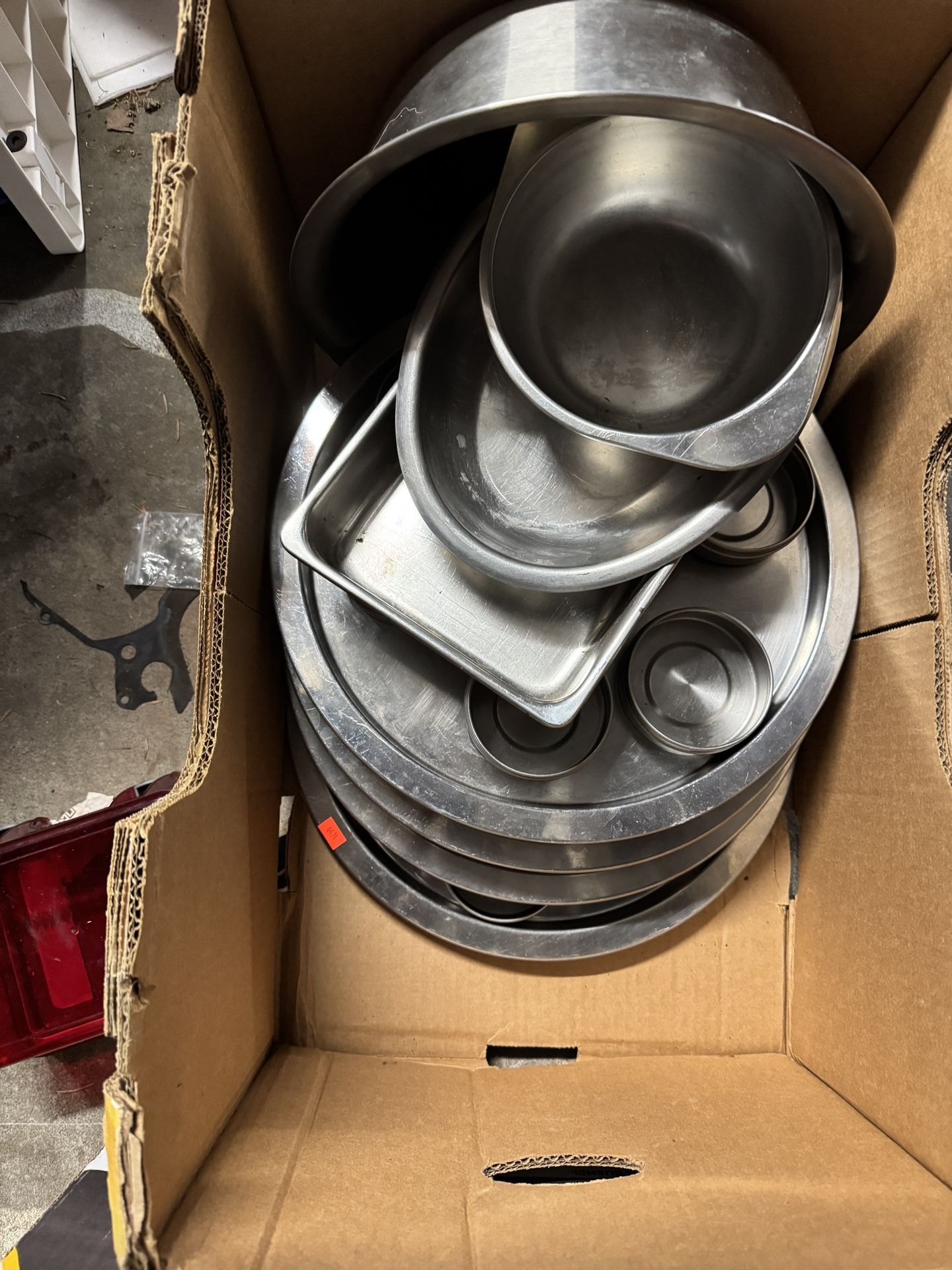Assorted Cookware