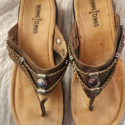 Minnetonka Pewter Brown Leather Flip Flop