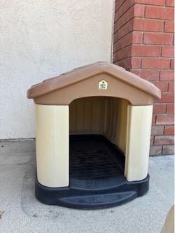 Dog house