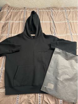 Essential Hoodie Black