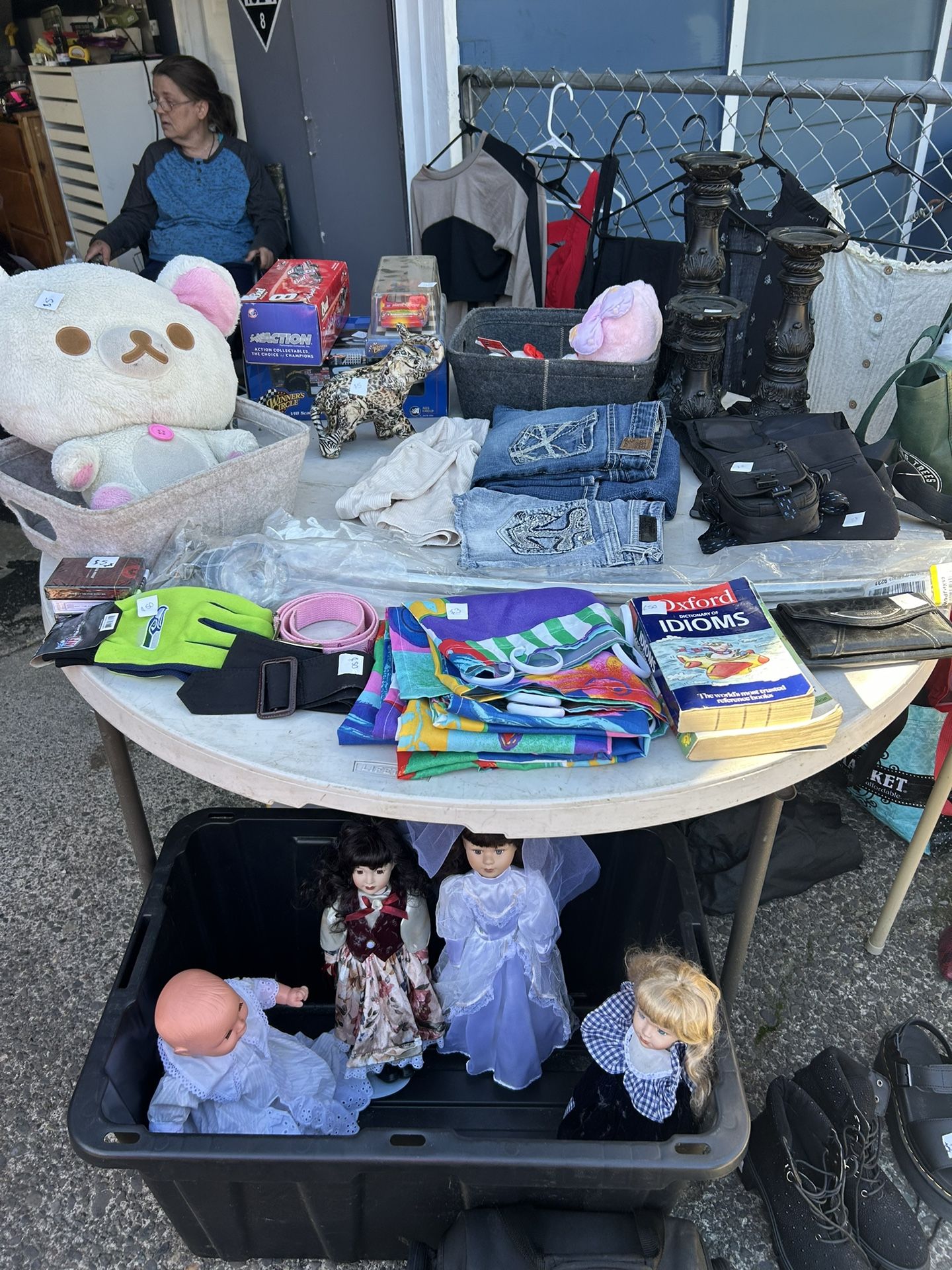 Garage Sale Now!!!