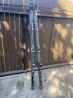 Skis