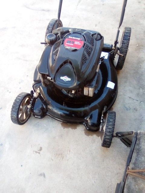 21"Briggs&Stratton...Yard Machines