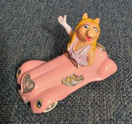 Vintage Corgi The Muppets Miss Piggy Car
