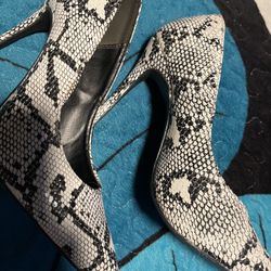 Woman Heels 5 1/2