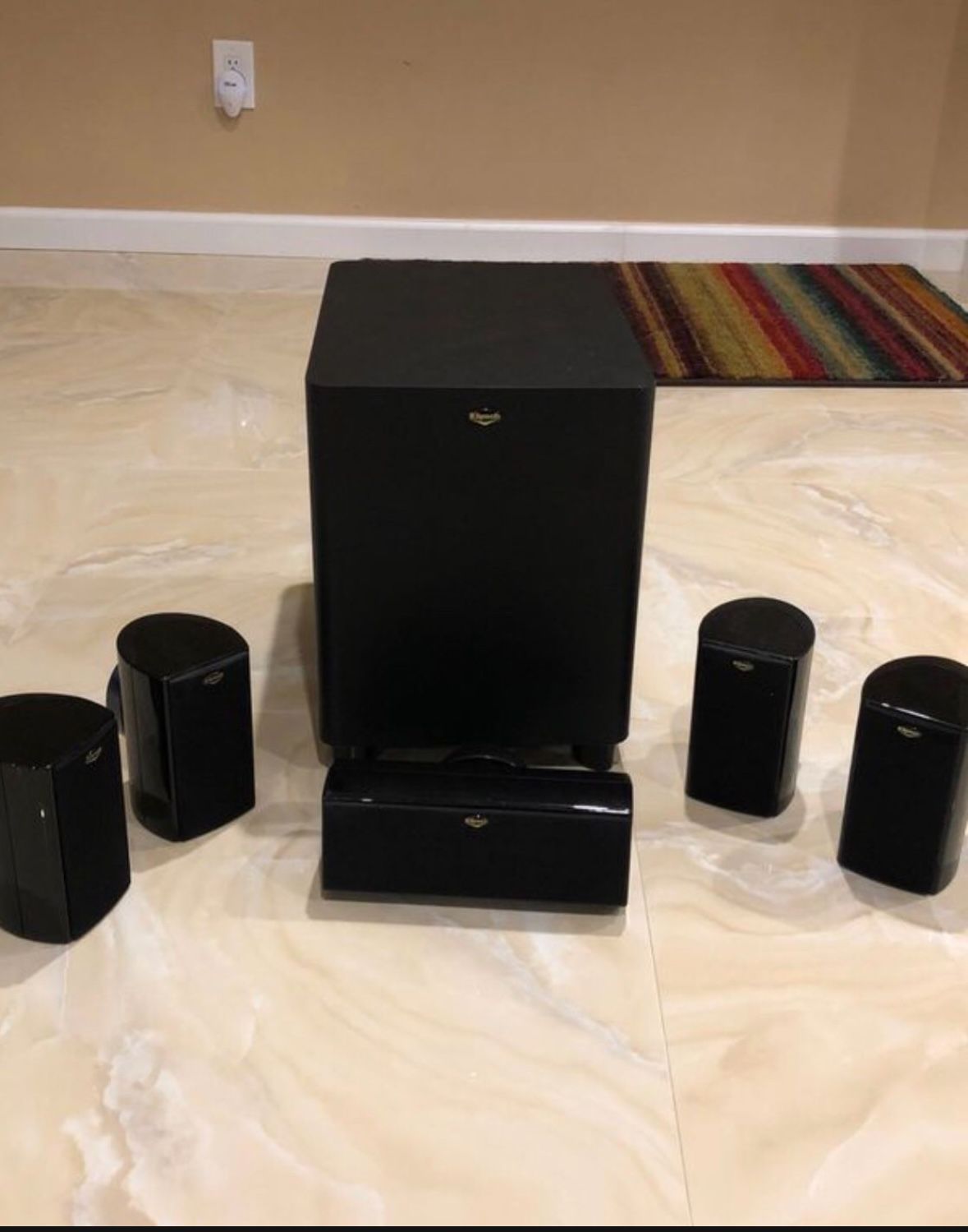 Klipsch 5.1 surround with Subwoofer