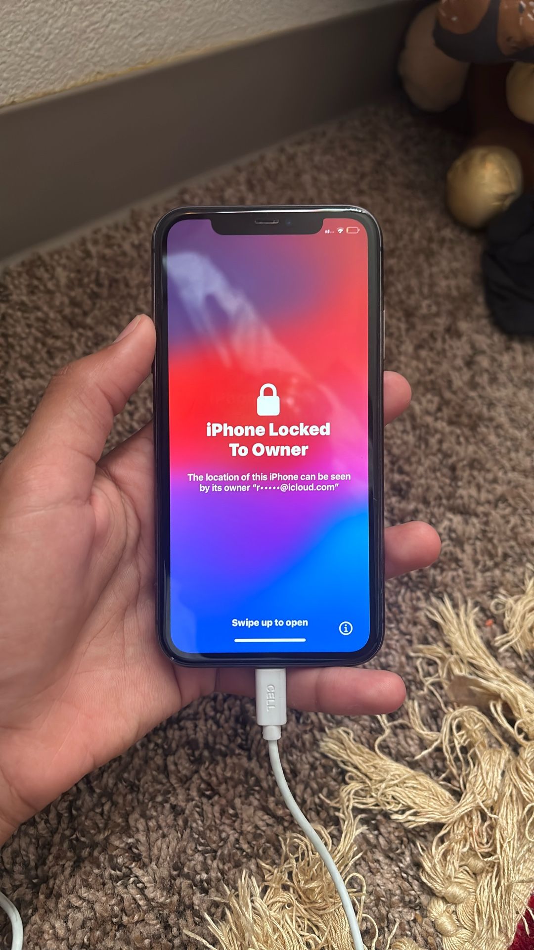 iPhone 11 *ICLOUD LOCKED*