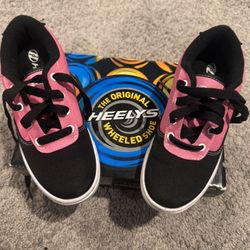 girls heelys shoes
