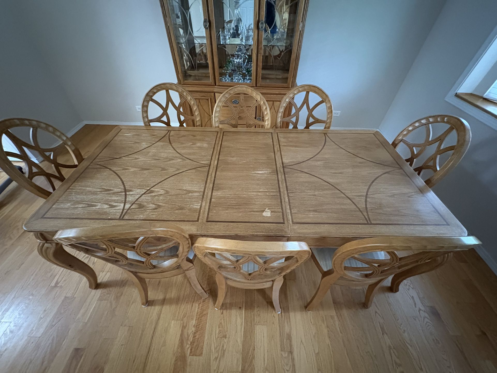 8seat Dining Room Set