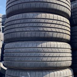 205/55R16 Marca Michelin En Perfectas Condiciónes De Vida 