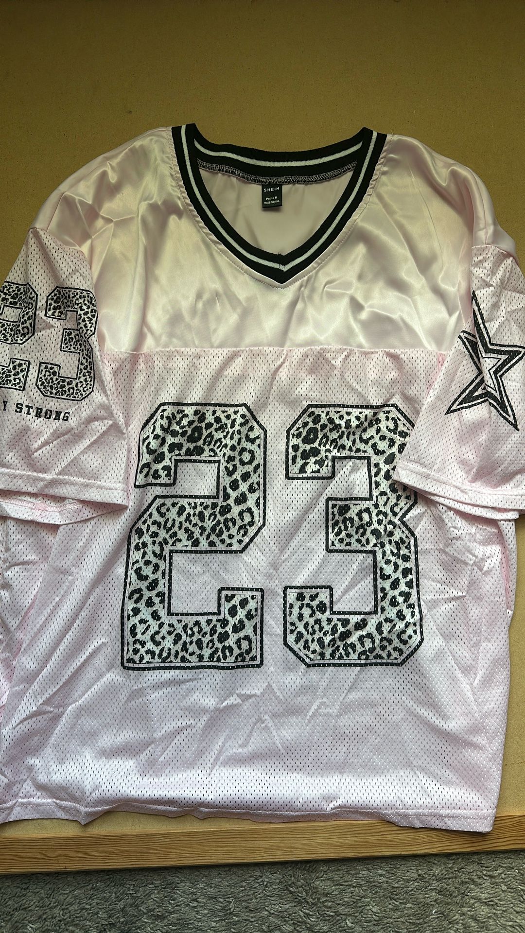 Junior Girls Pink Jersey Cheetah Print Size M Baggy Petite