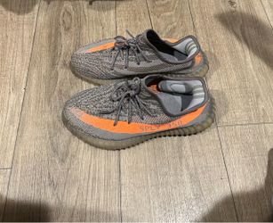 Yeezy’s 9.5