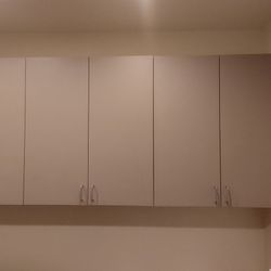  Cabinets