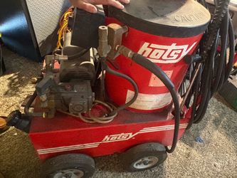 Hotsy pressure washer