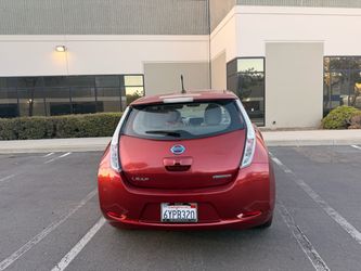 Nissan leaf, electric, burgundy, sl.