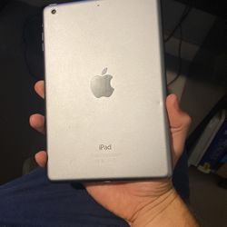 Apple IPad Mini 2 (16GB)
