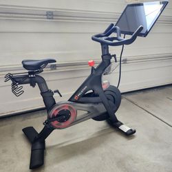 Peloton Bike