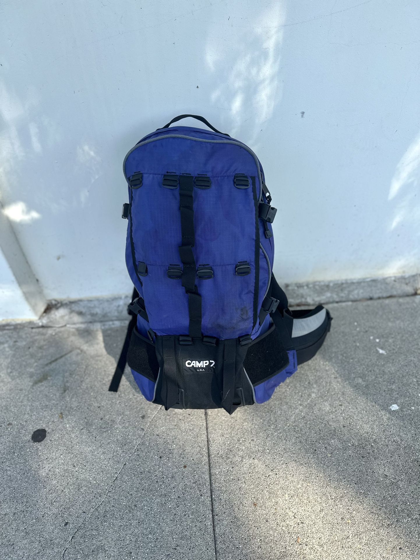 Extra Large Backpack π USA πΊπΈ With Frame Camping ποΈ Backpack Like New