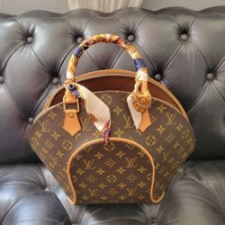 Louis Vuitton Vintage Monogram Bag Medium Size