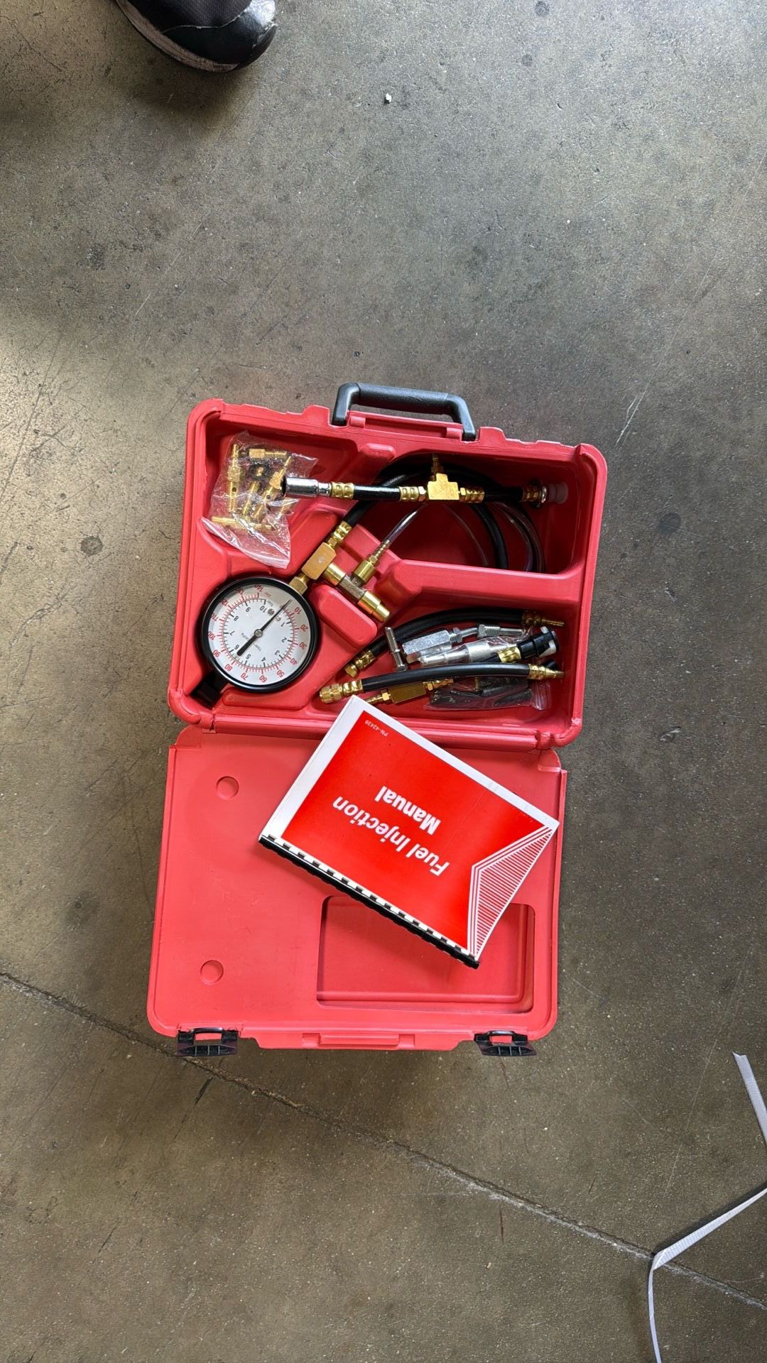 Domestic Imports Auto Fuel Injection Pressure Test Kit