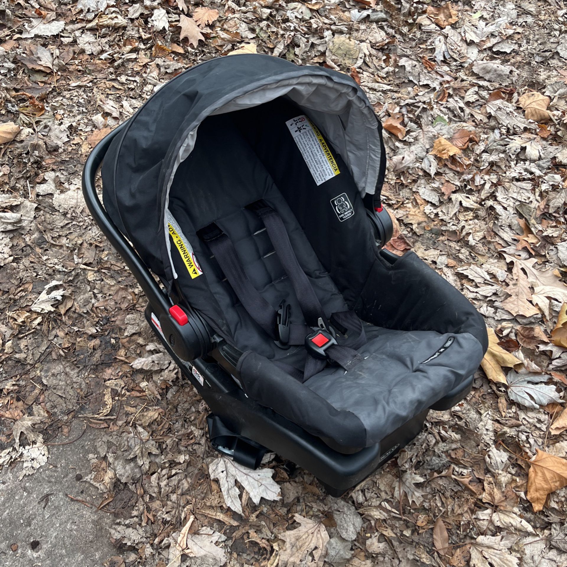 graco baby car seat with base 