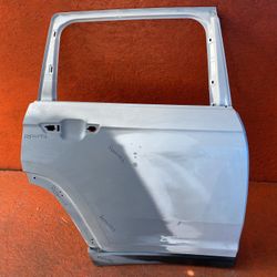 2023 2024 JEEP GRAND CHEROKEE RIGHT PASSENGER SIDE REAR DOOR SHELL OEM