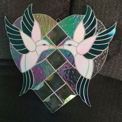 Beautiful Vintage Stained Glass Heart Irradesant With Hummingbirds