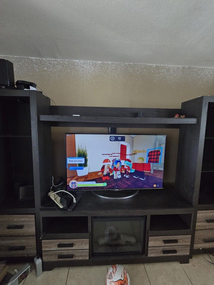 Would t v stand with fireplace