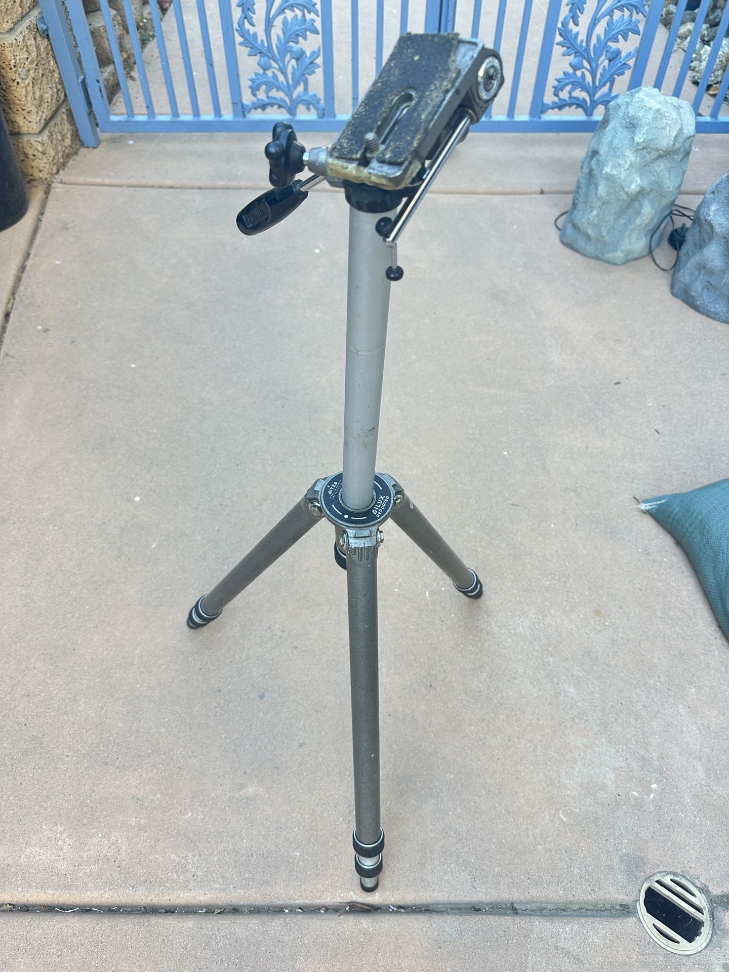 Gitza Tripod